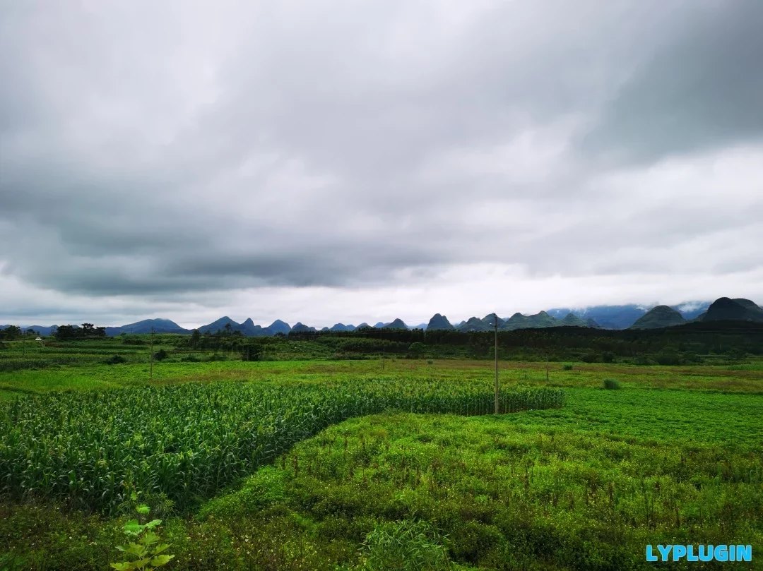 遠處的小山，眼前的風景，天上的雨云，我要出去走一走 - 老陽插件